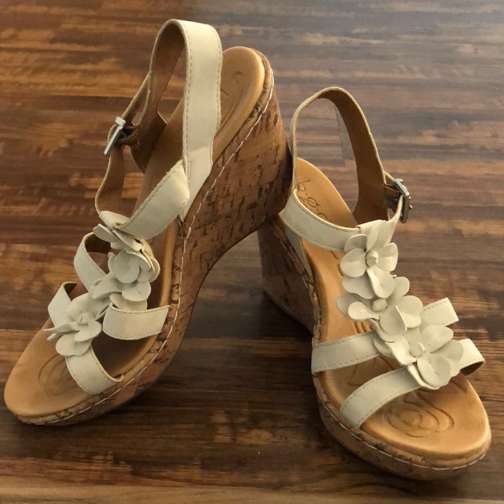 B.O.C. 7M wedge sandles